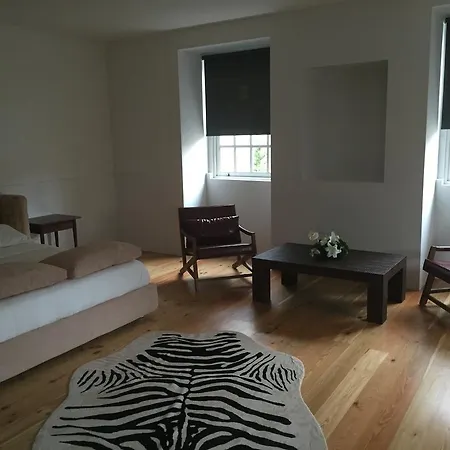 Solar Do Castelo - * 멜가코