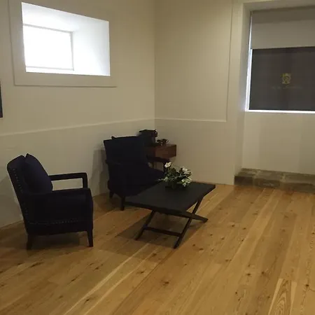 Solar Do Castelo - Casa de Campo Melgaço