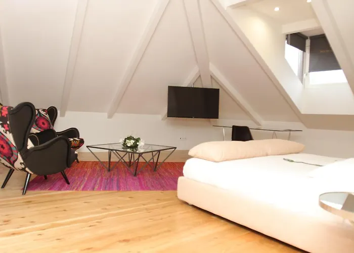 Solar Do Castelo - * 멜가코